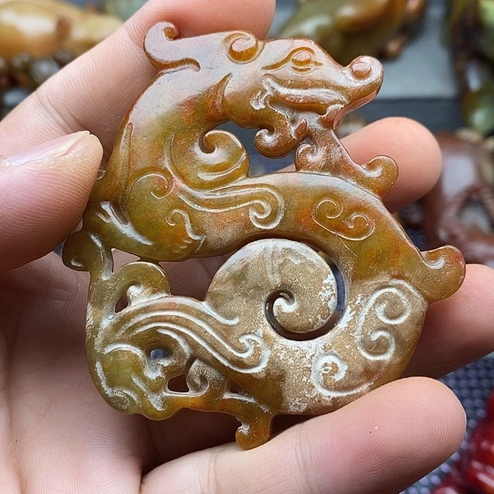 未镶嵌蛇纹石玉颈饰