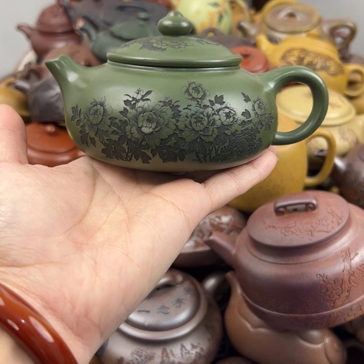 紫砂茶壶底泥蹭到