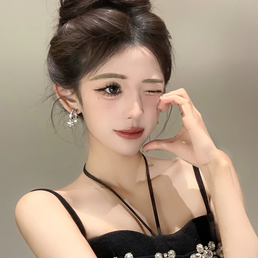 FULL GIRLISH耳环02417银色花朵气质耳钉耳饰