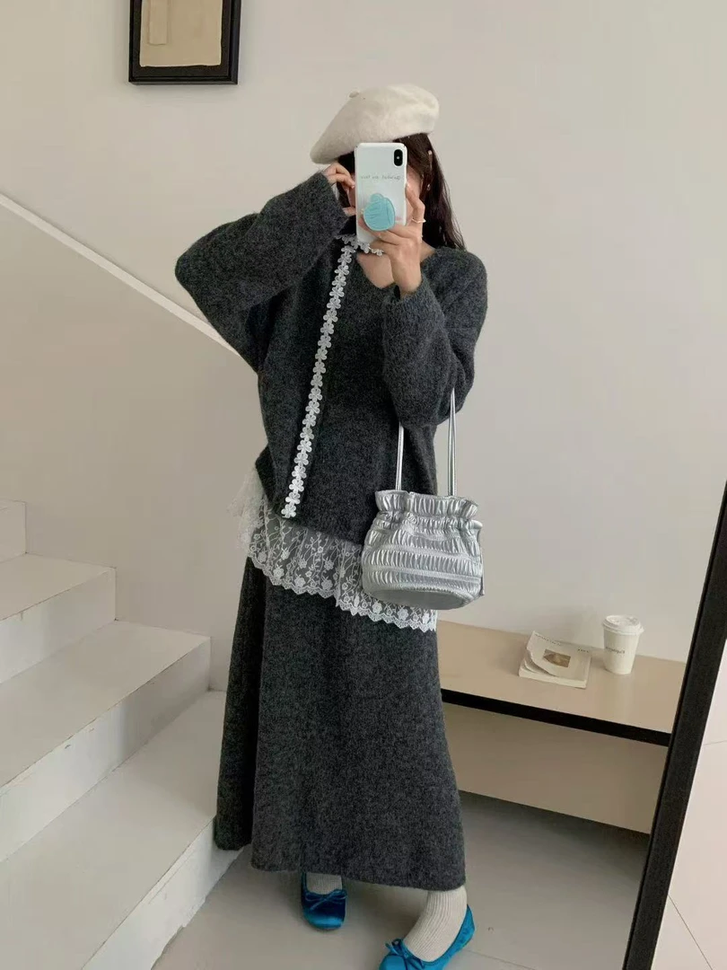 大码套装秋冬温柔风套装蕾丝拼接毛衣简约显瘦半身裙时尚休闲胖mm
