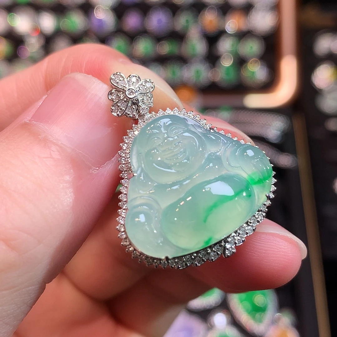 翡翠18K金镶嵌吊坠(赠链)高冰金丝绿佛公吊坠