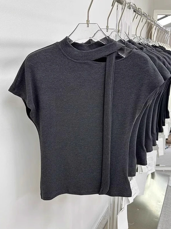 今年流行爆款~独特绝美甜辣小上衣女夏季灰色挂脖镂空飞飞袖短袖T