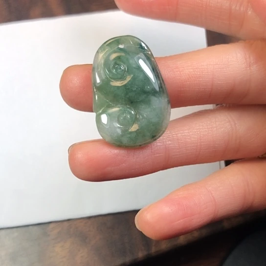 翡翠未镶嵌颈饰缅甸A货，每天下午1点半开播