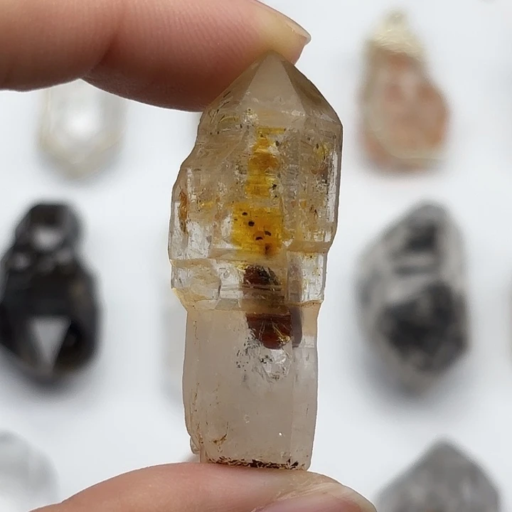 颈饰未镶嵌水晶巴基斯坦油胆水胆闪灵钻43mm