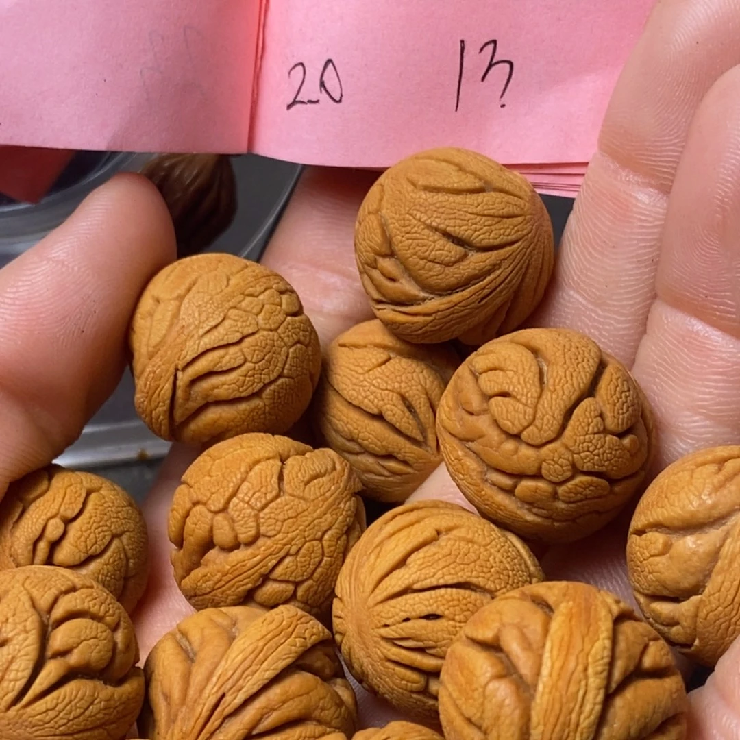 吊坠桃核陕西秦岭山桃核