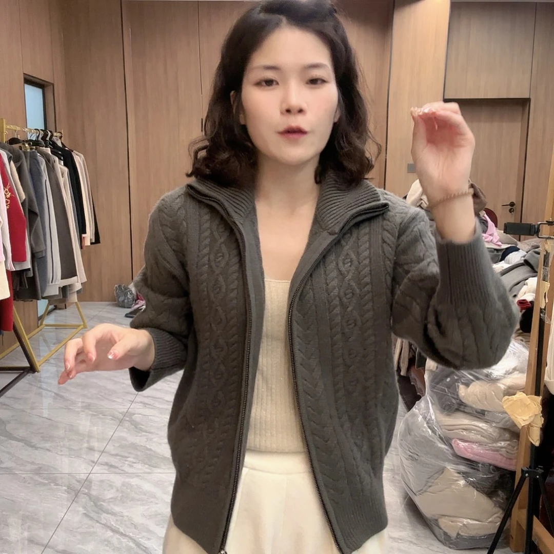 山羊绒加厚款拉链开衫