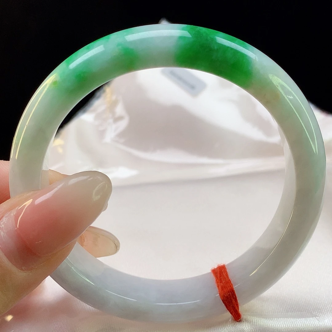 翡翠手镯未镶嵌呦***克天然翡翠1016