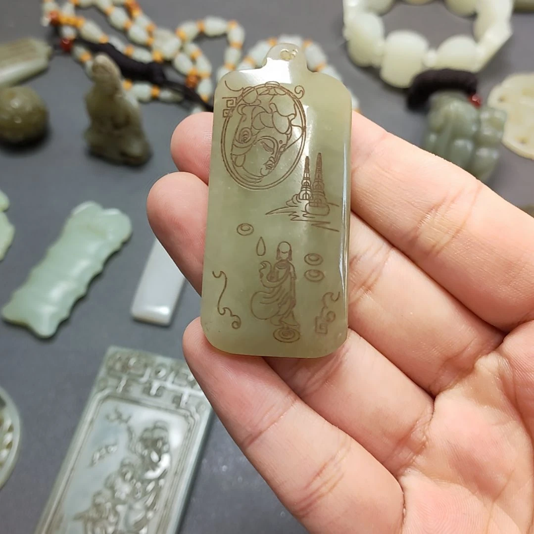 和田玉未镶嵌颈饰