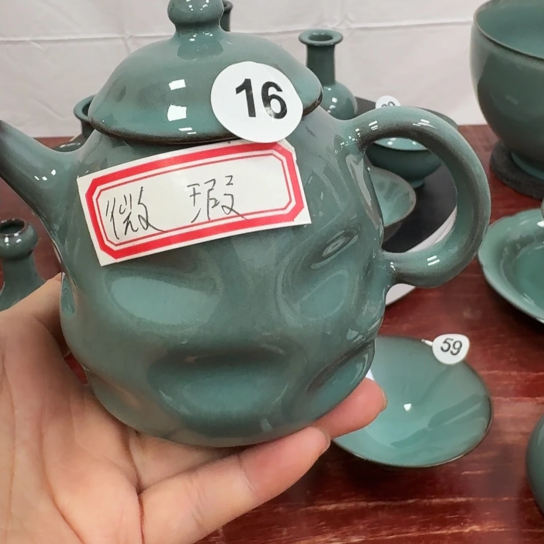 p***y哈哈哈哈哈不错哈哈哈