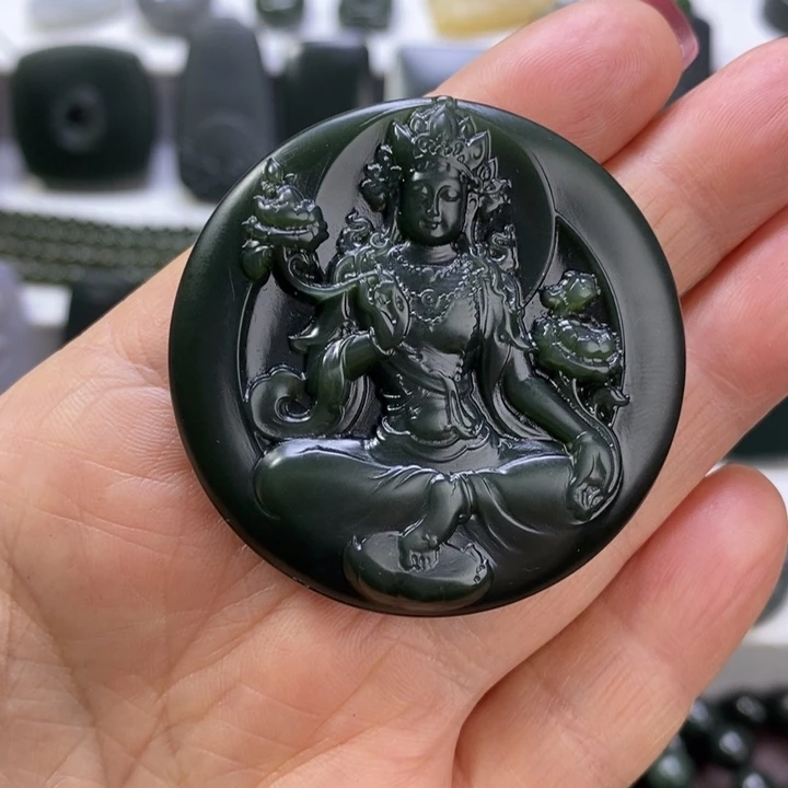 和田玉未镶嵌珠宝奇石