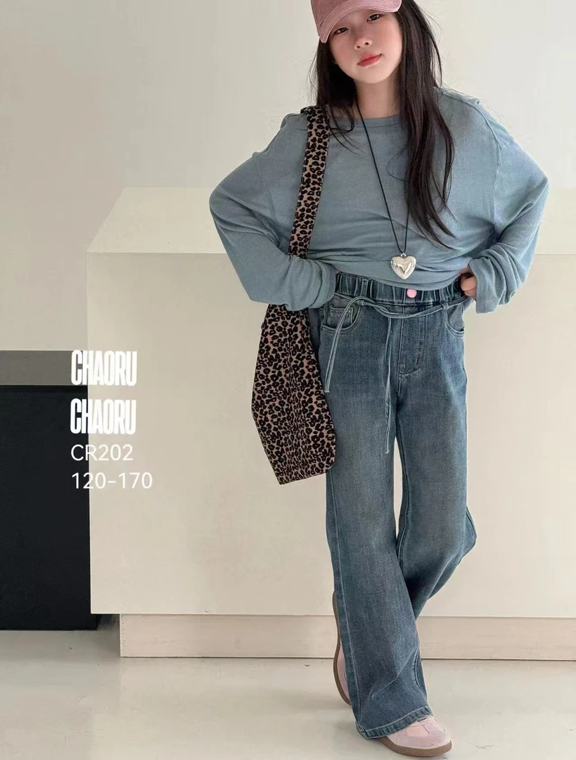 202童装小微喇常规牛仔裤