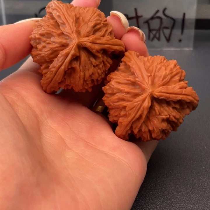 悟***禅文玩核桃吊坠白狮子