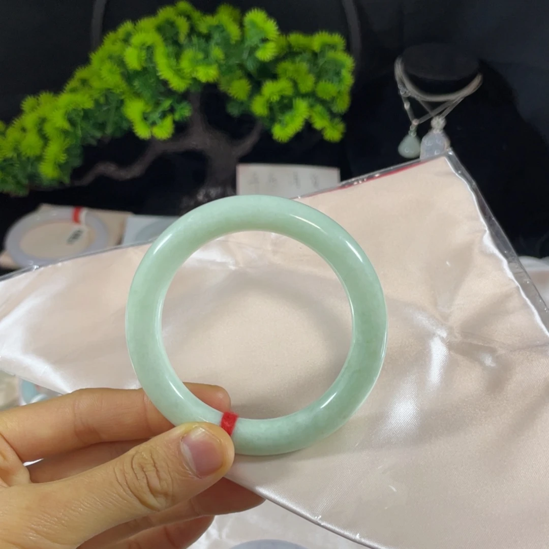 未镶嵌手镯翡翠天然翡翠