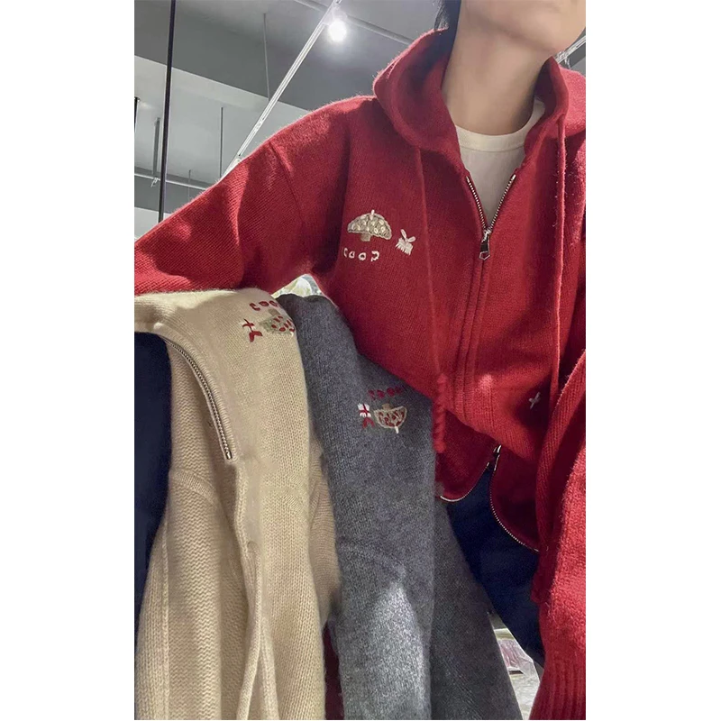 小蘑菇连帽双兜拉链羊绒衫开衫女新款宽松保暖百搭慵懒显针织开衫
