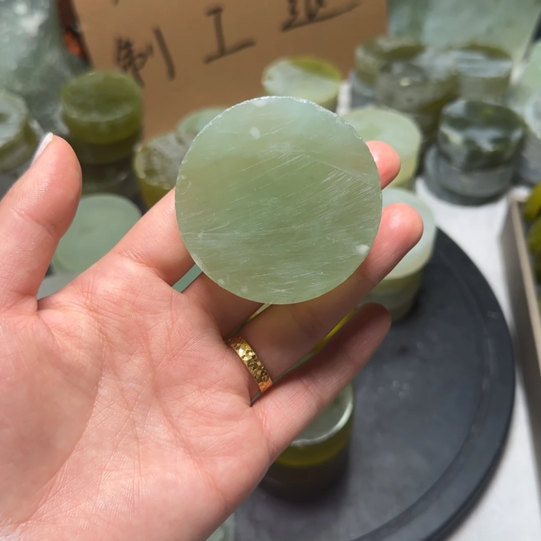 涛***啥蛇纹石玉未镶嵌纯天然岫玉珠宝奇石