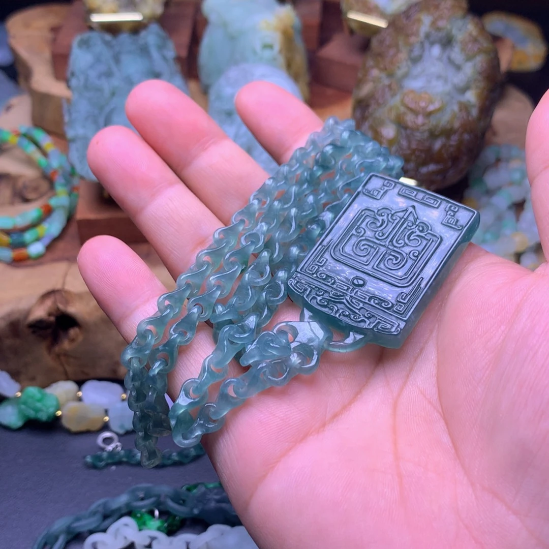 晴***定制翡翠未镶嵌翡翠