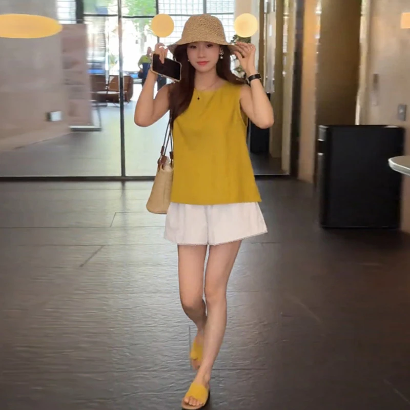 夏装一整套女设计感无袖漂亮时尚衬衫白色高腰短裤甜美气质套装潮