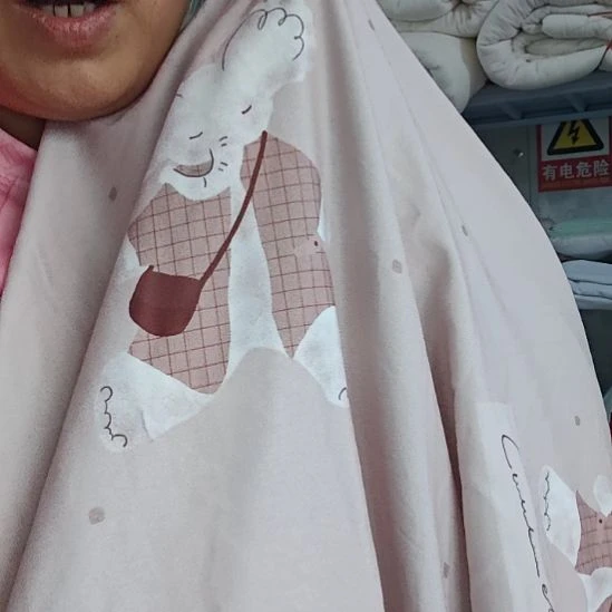 棉纯棉布料，尺寸1m8×2m五。