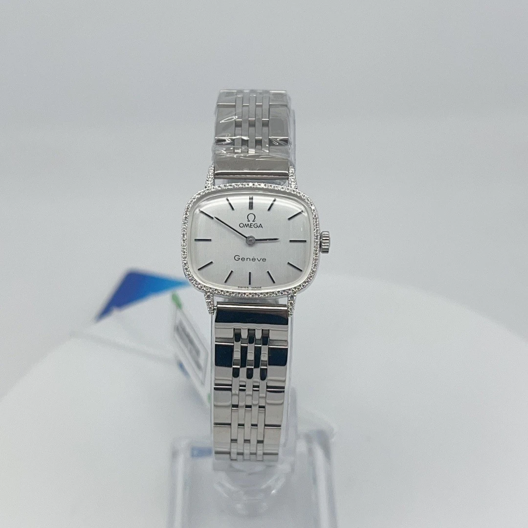 95新 Omega/欧米茄  手动机械后钻24*20mm/公价32999/wh9908