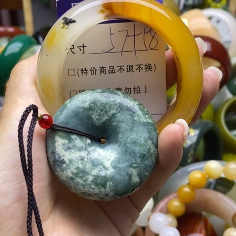 未镶嵌手镯石英质玉优*