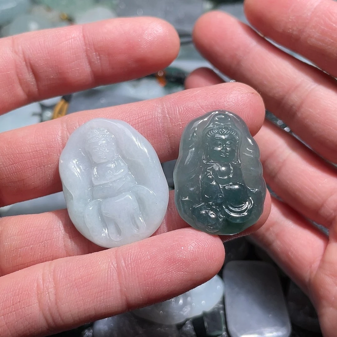 【闪购商品】翡翠颈饰未镶嵌玲**儿翡翠