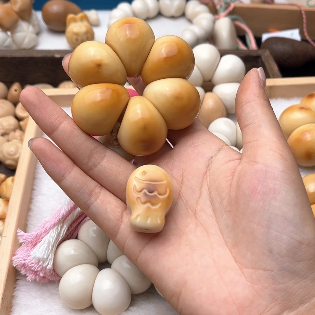 吊坠菩提根/象牙果A****R象牙果