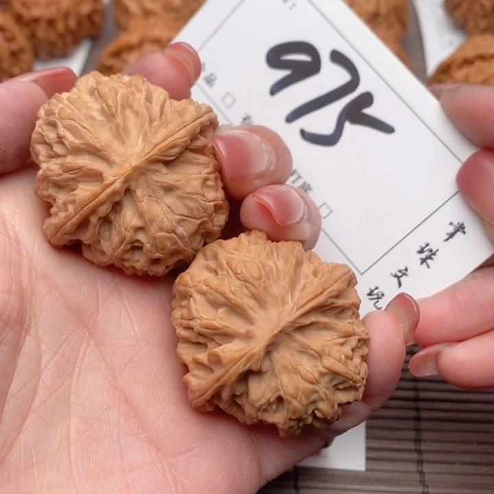 文玩核桃吊坠40苹果975