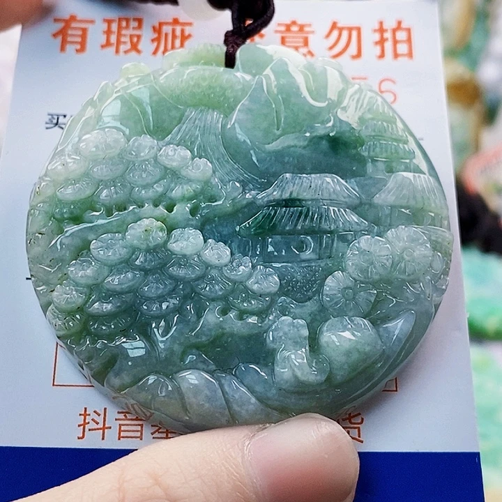 吊坠(不含链)未镶嵌翡翠