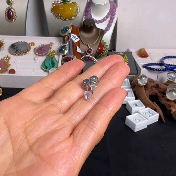 【闪购商品】海蓝宝石耳坠银S925镶嵌解**主15yu uu uuu uu