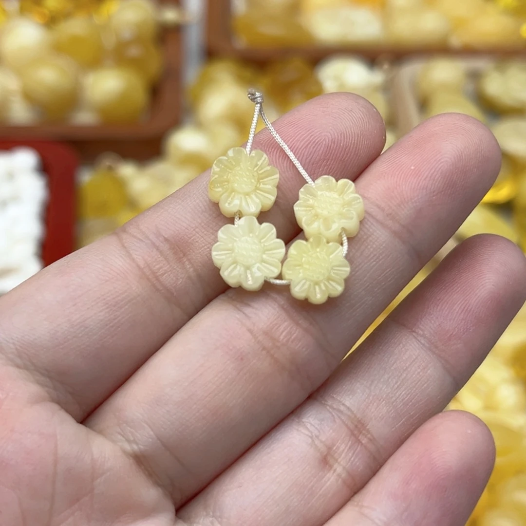 蜜蜡未镶嵌裸石天然