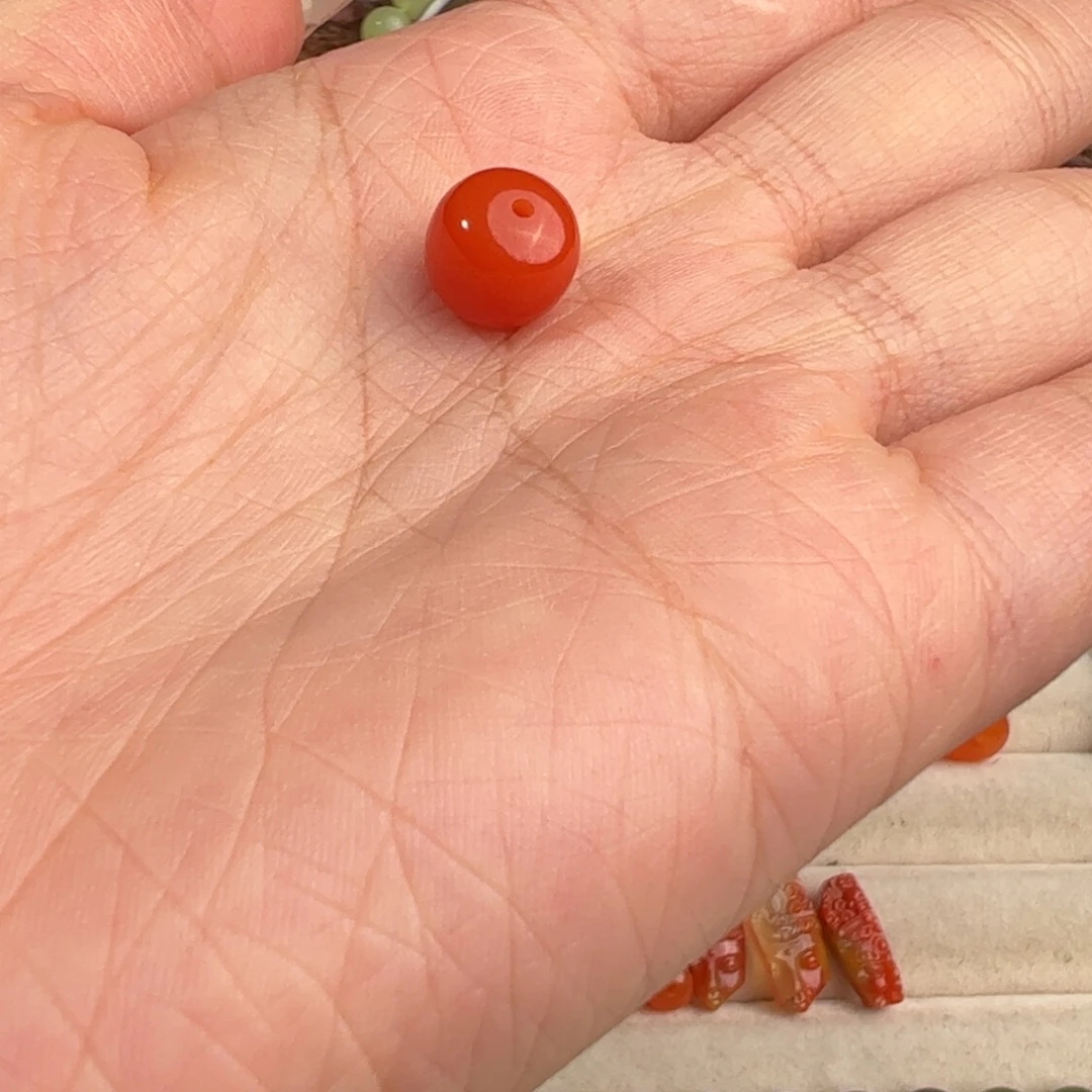 南红玛瑙未镶嵌珠宝奇石9.9mm  999