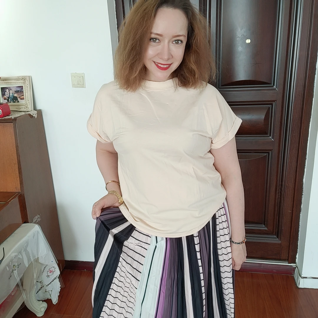 夏季休闲时尚体血半身裙子一套