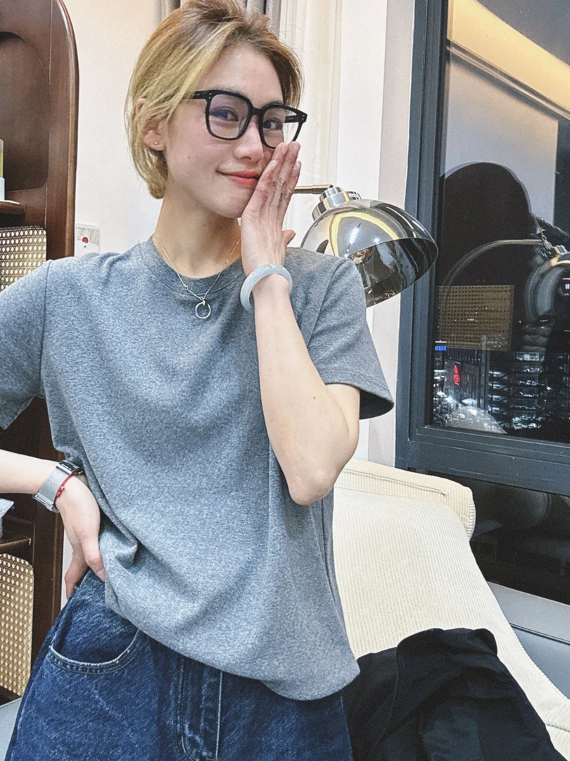 2025新款四季款显瘦磨毛短袖T恤女宽松圆领上衣百搭纯色韩版简约