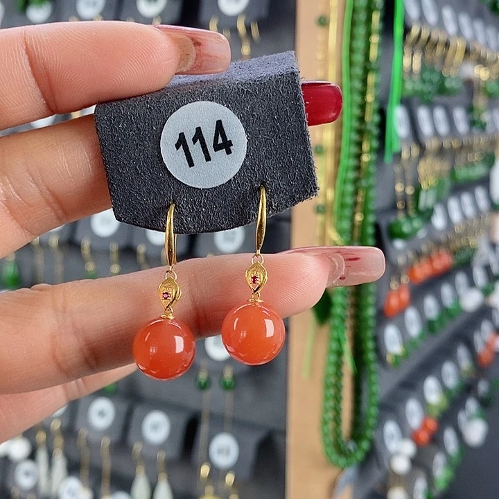 南红玛瑙耳饰18K金镶嵌