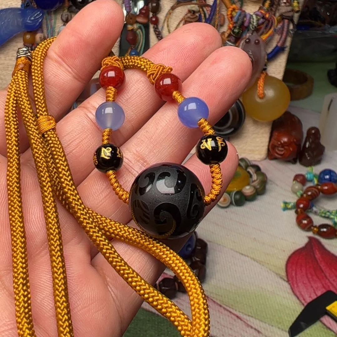 玛瑙/玉髓颈饰未镶嵌