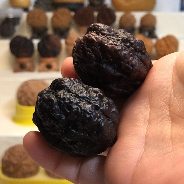 桃核吊坠云南铁核桃