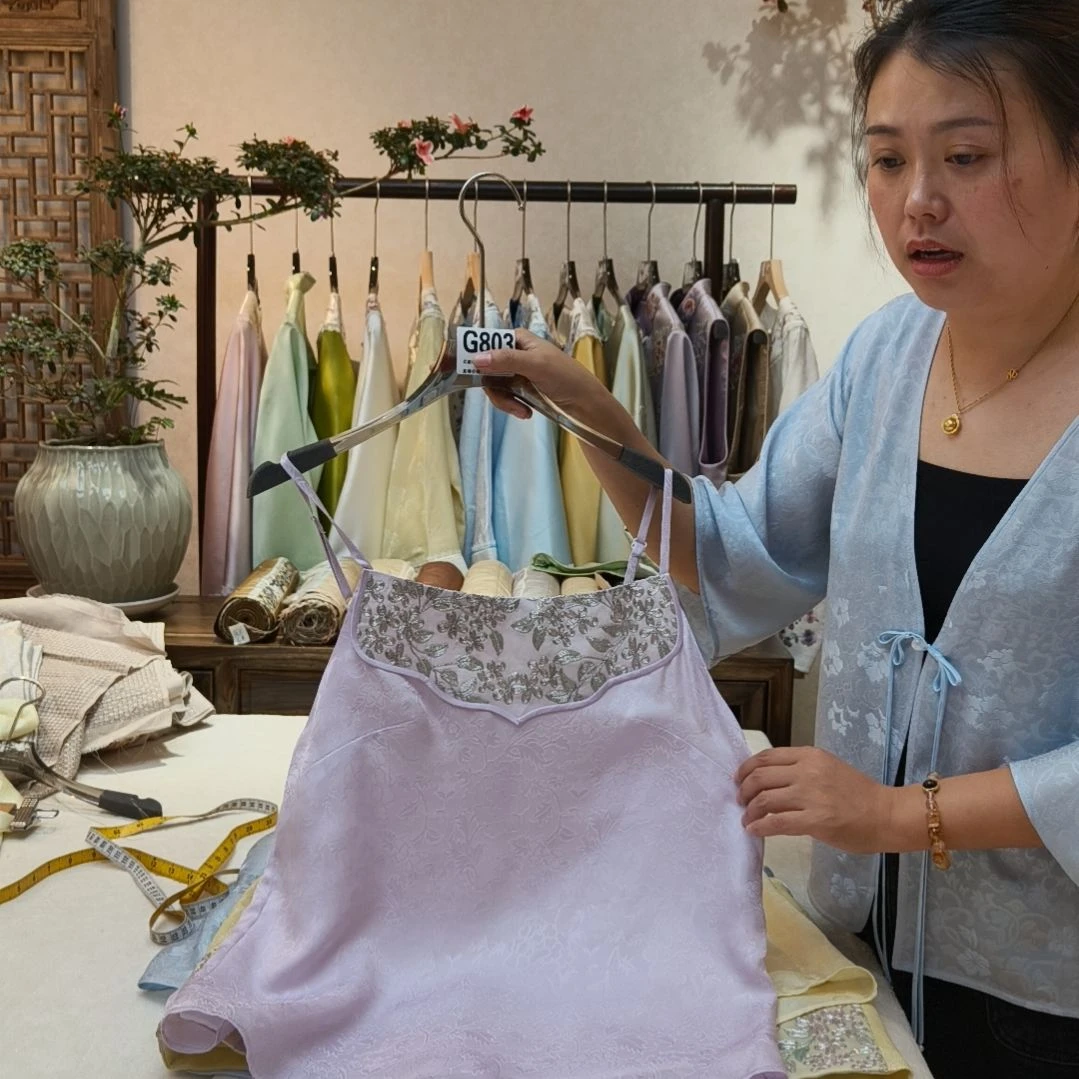 【闪购商品】刺绣新****司小吊带紫色2件