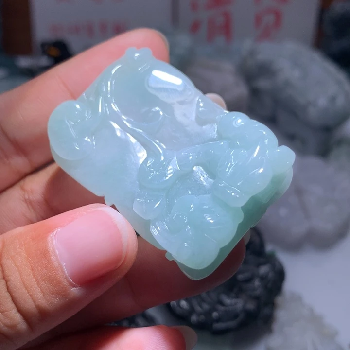 翡翠未镶嵌颈饰保真天然A货翡翠