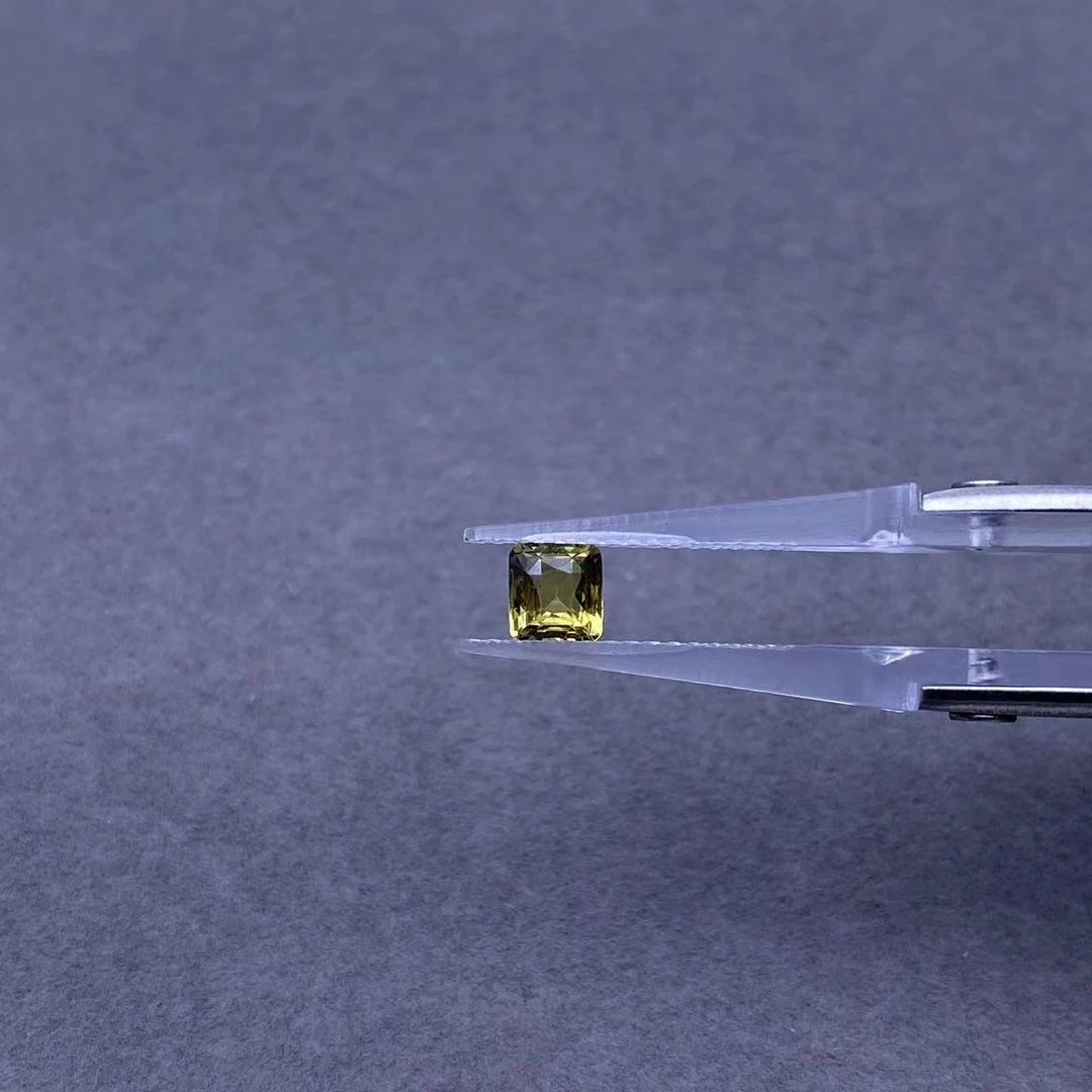 YS N 蓝宝石-1.00ct（09924125）0120