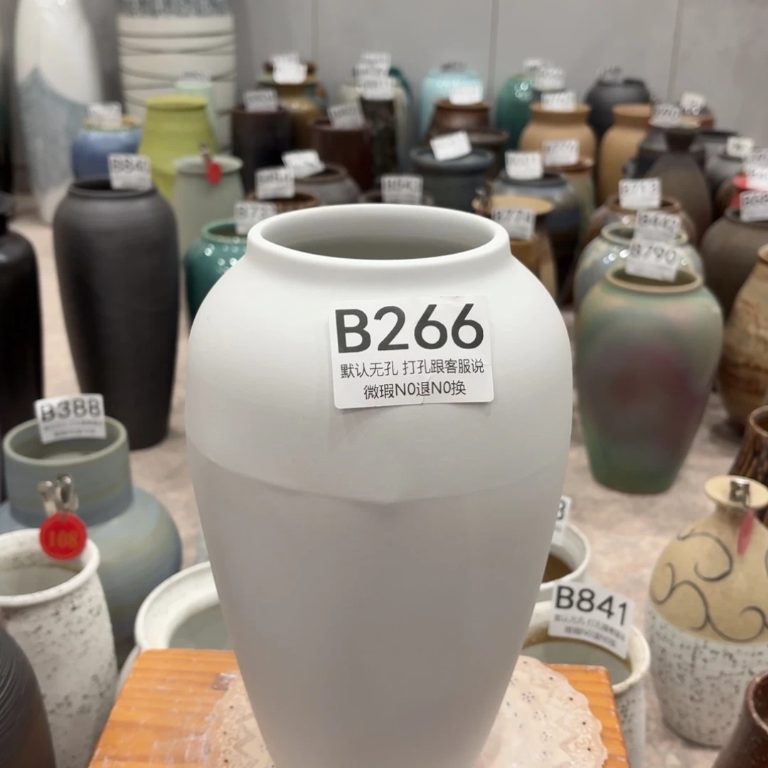 摆件瑕疵266 景德镇陶瓷花瓶高27口9.5