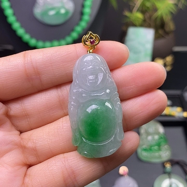 翡翠未镶嵌吊坠(赠链)