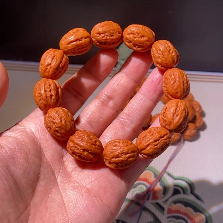 文玩核桃手串……4