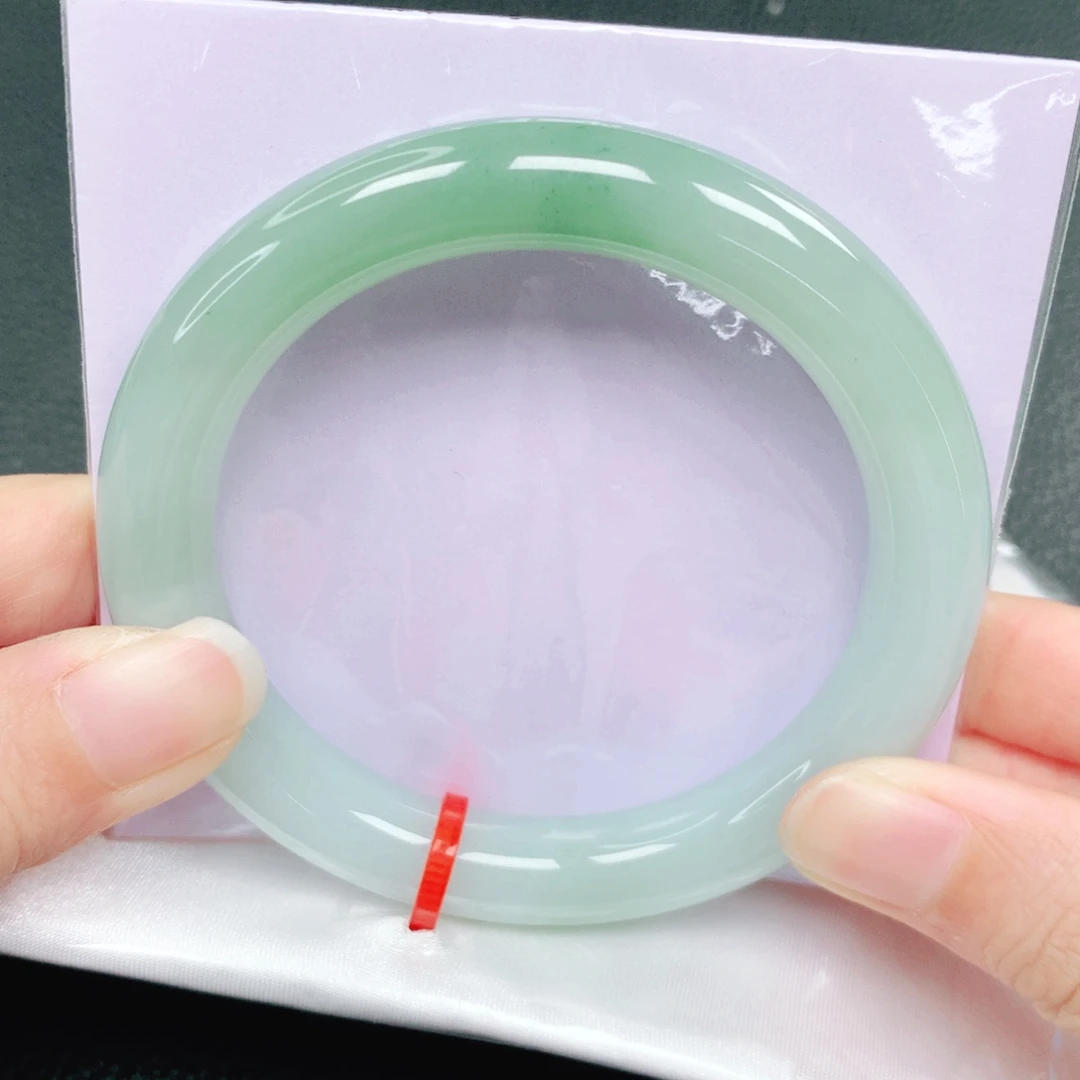 翡翠未镶嵌手镯56圈