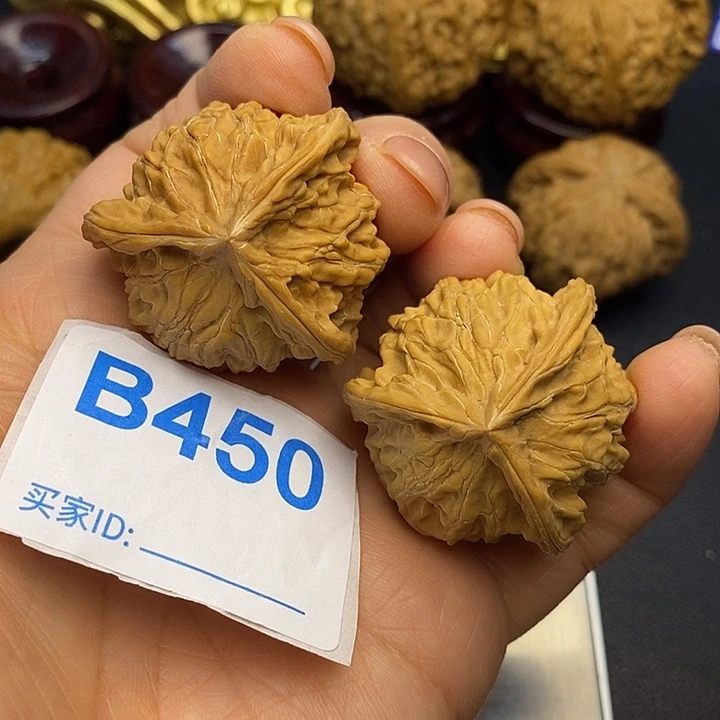 把件文玩核桃盘山三棱3.7，