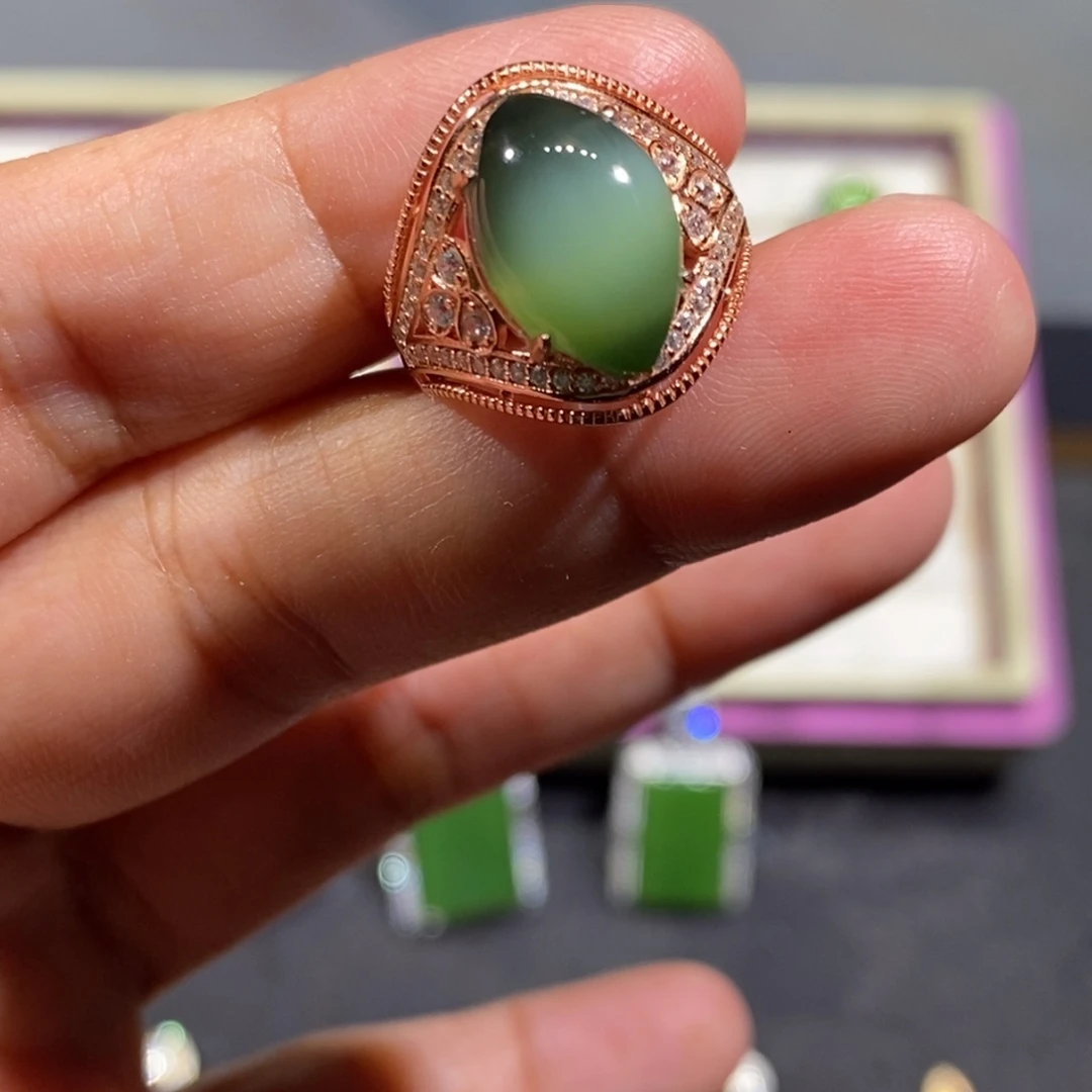 和田玉（碧玉）银S925镀金镶嵌颈饰