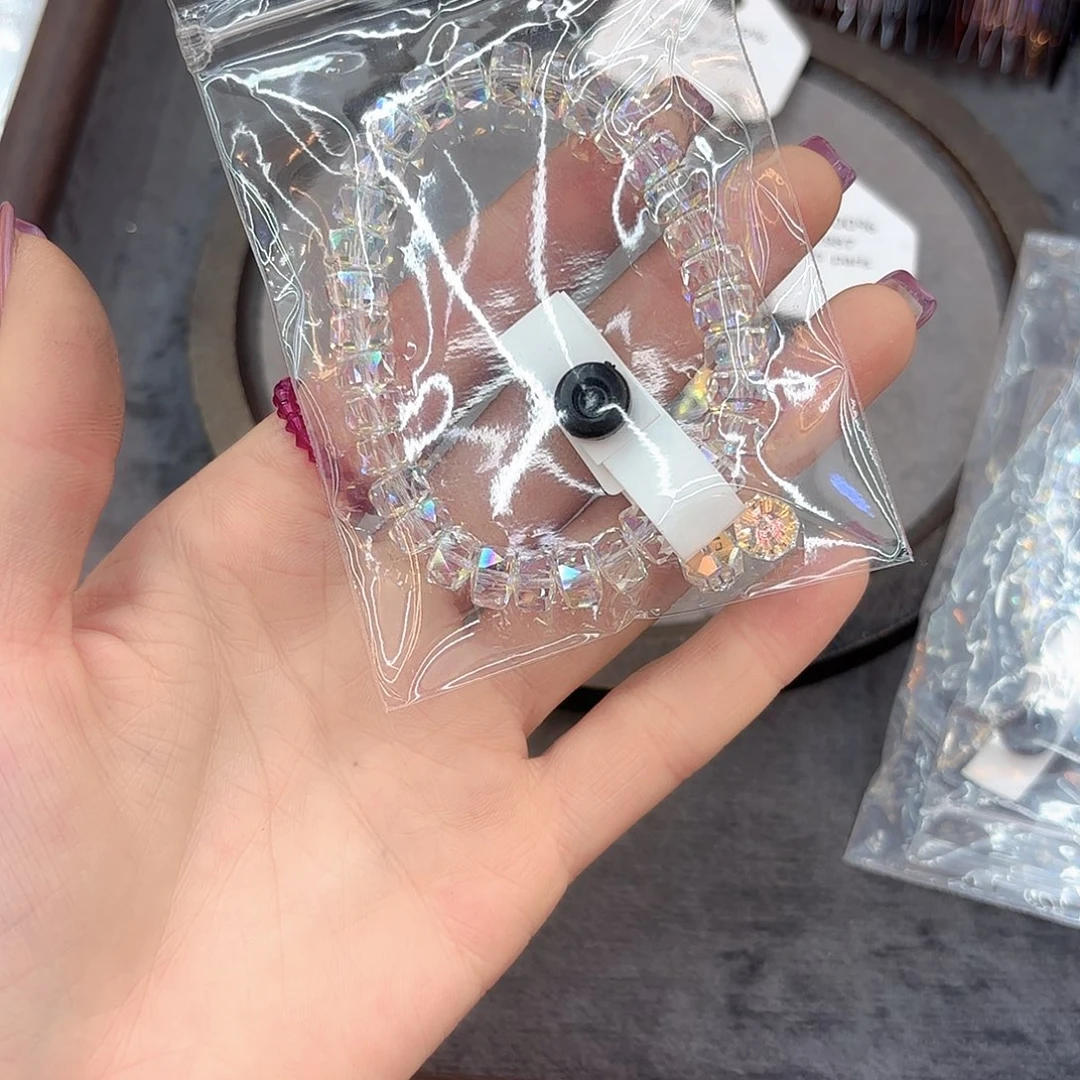 华子手链拍这里哦