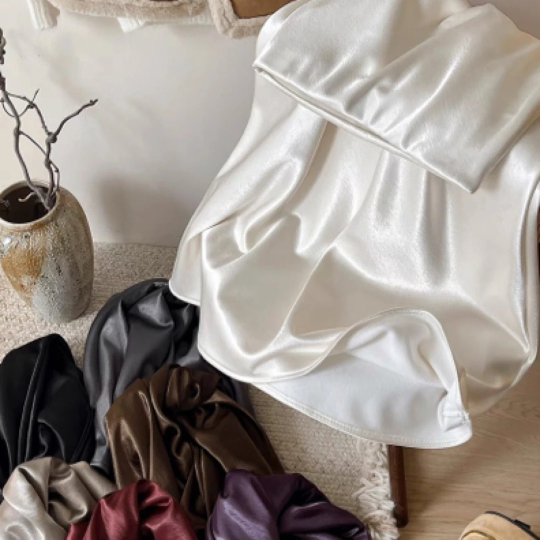 高级感缎面裙女春款显瘦气质半身裙新中式