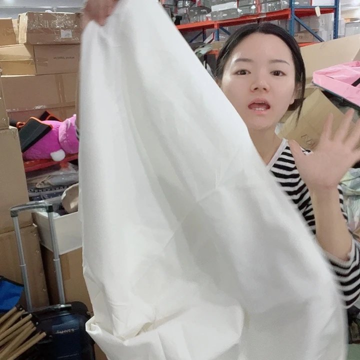 白色棉被套150*200。微瑕