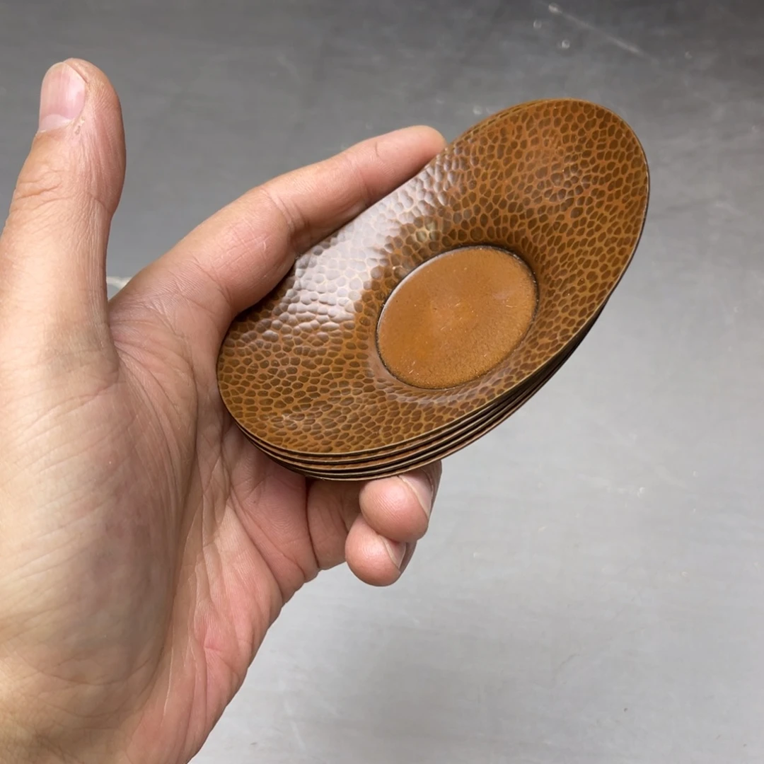 瓷片元****?密密麻麻地排列着一个小