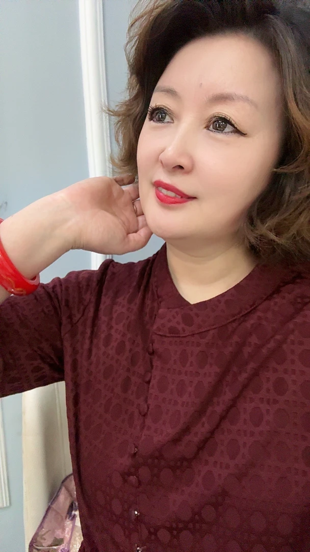 平姐推荐，加绒打底衫舒服百搭